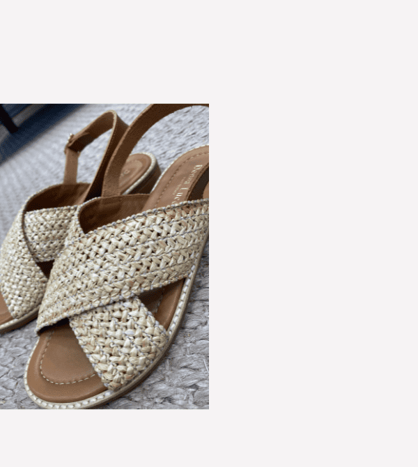 Sandales femme en raphia naturel avec bride arrière camel – boutique de chaussures à Salernes